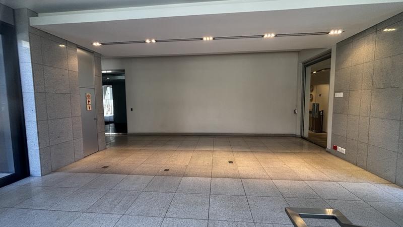 To Let commercial Property for Rent in Woodstock Western Cape